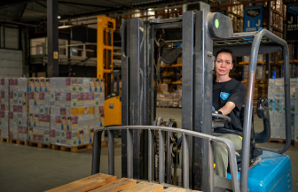Magazijnen van morgen: wat betekent automatisering voor jouw werk als heftruckchauffeur?